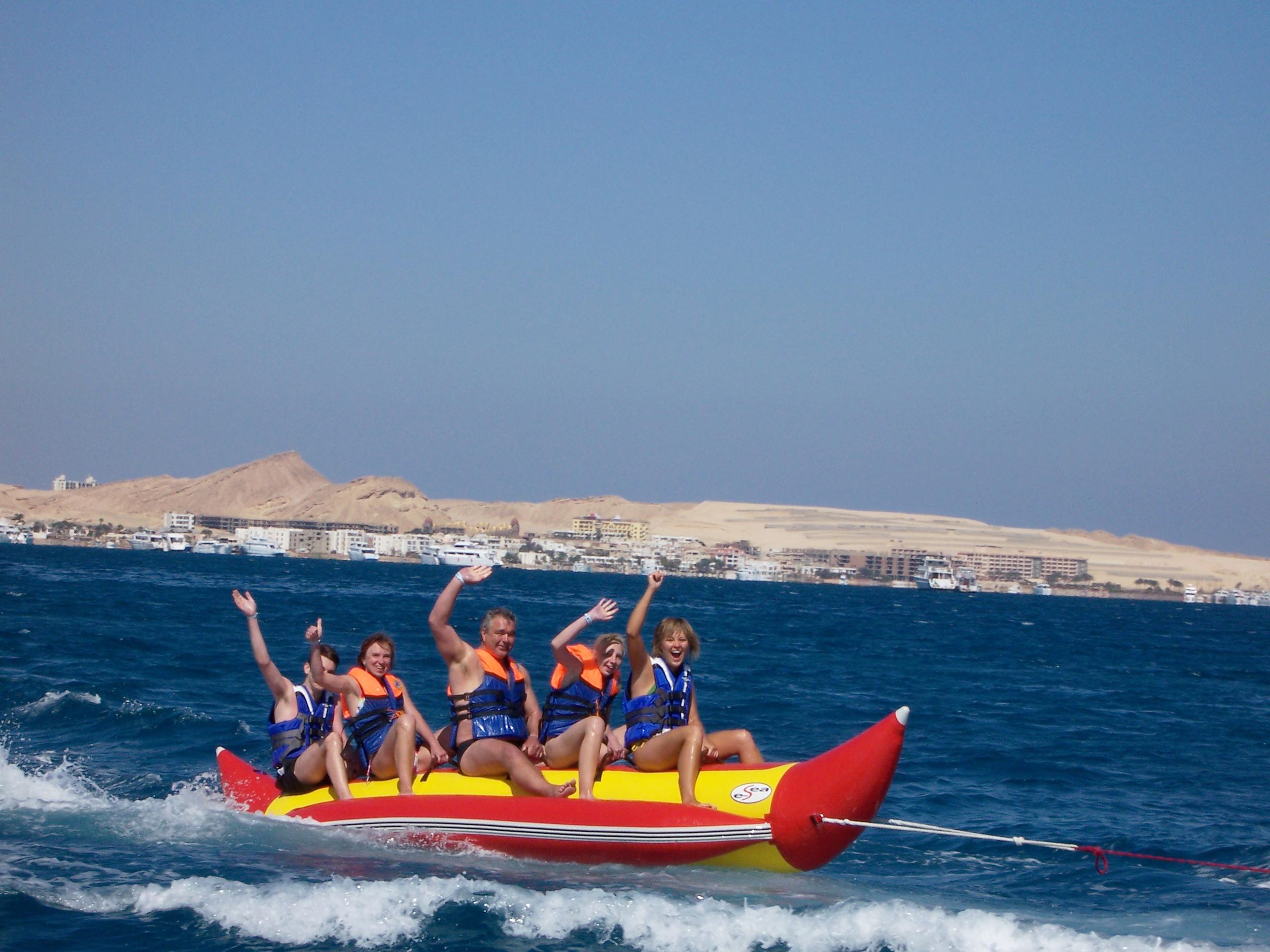 Steigenberger Aqua Magic, All Inclusive Hurghada Exterior photo A banana boat in Egypt