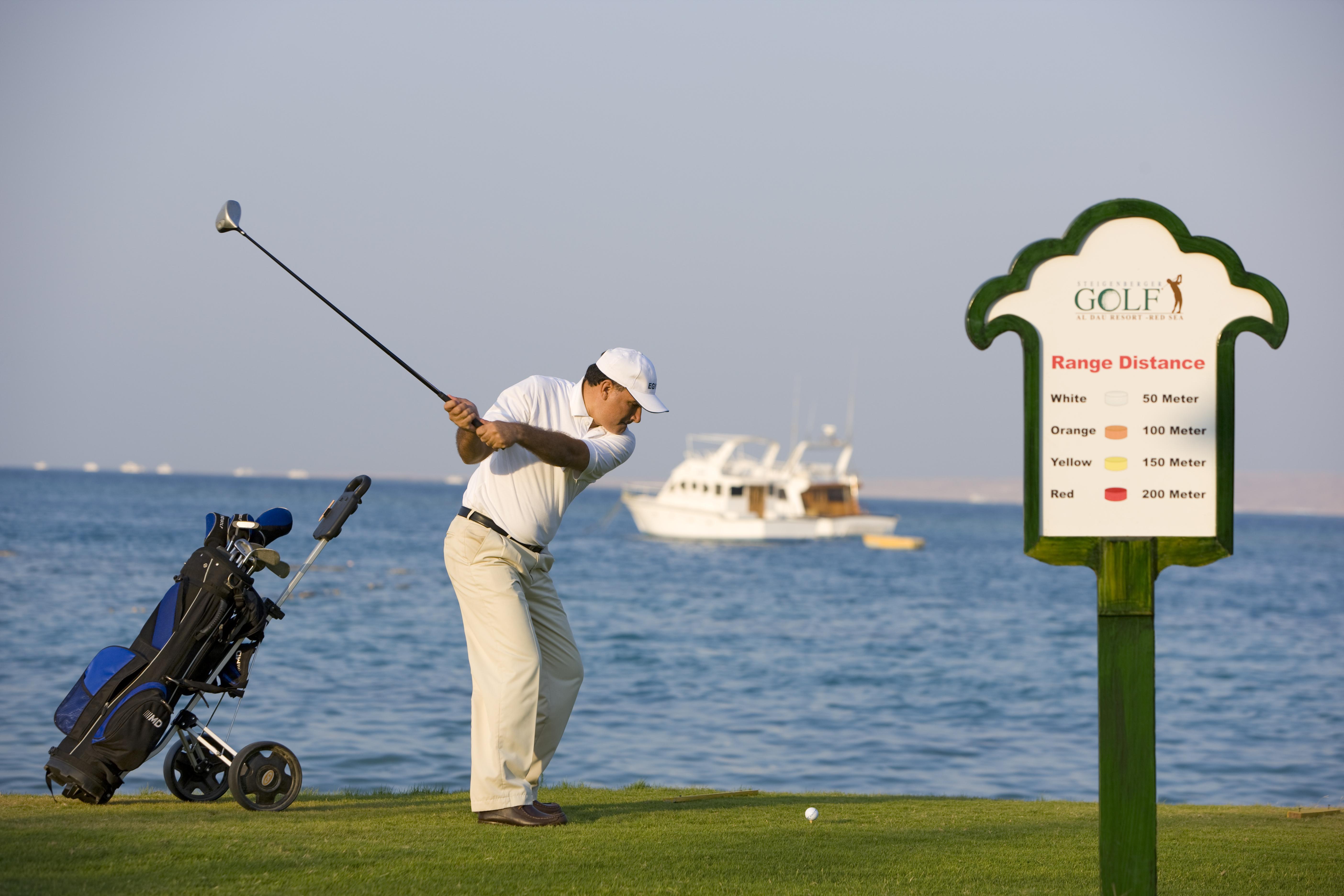 Steigenberger Aqua Magic, All Inclusive Hurghada Exterior photo Golf course at the Oberoi Marina, Dubai