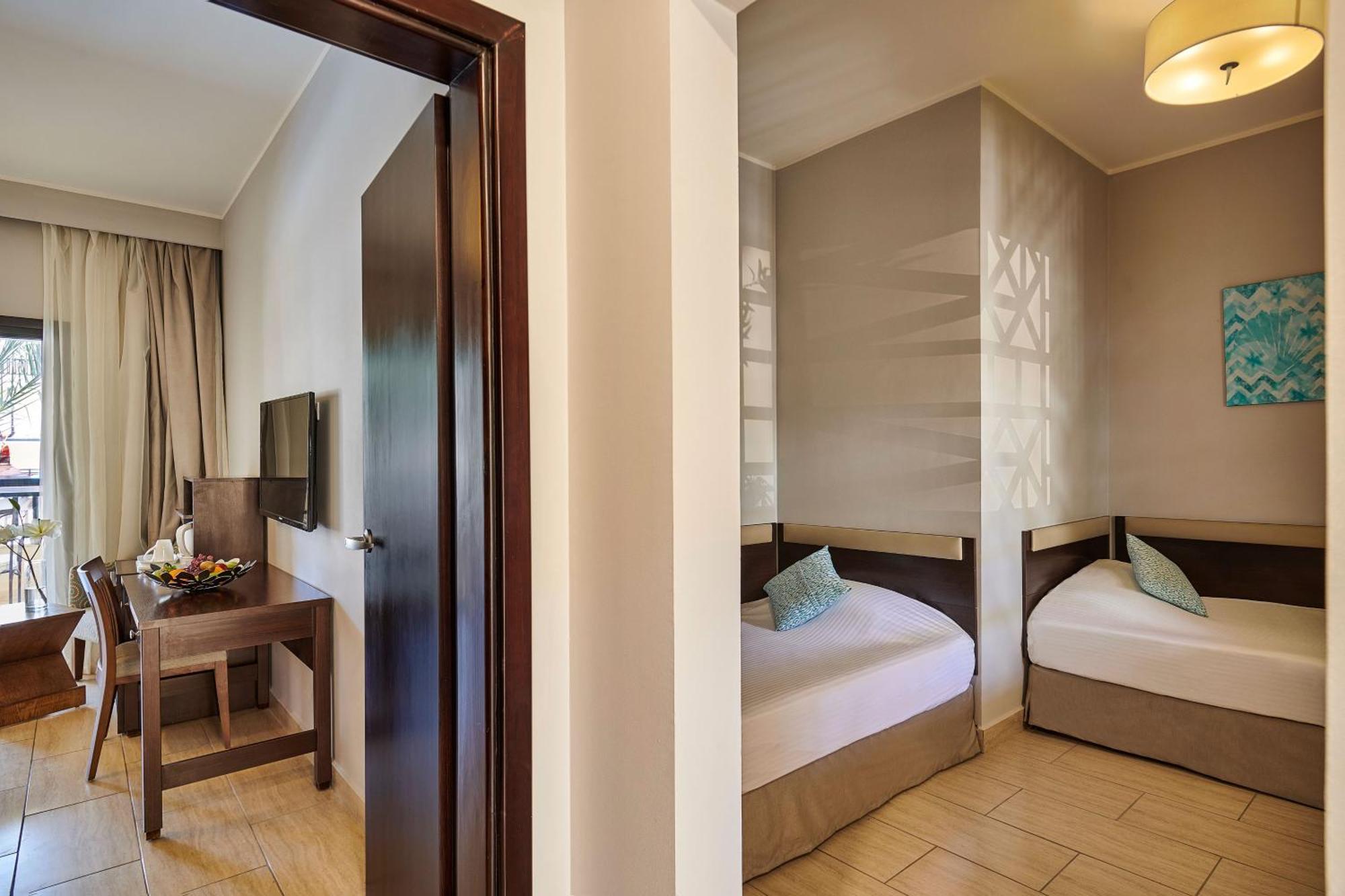 Steigenberger Aqua Magic, All Inclusive Hurghada Exterior photo Family room